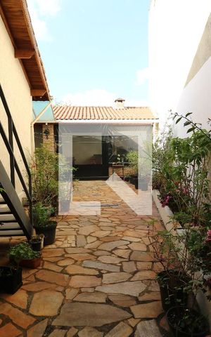 Casa à venda com 195m², 3 quartos e 3 vagasQuintal