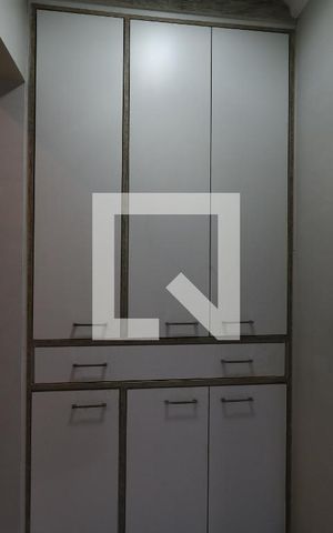 Casa à venda com 195m², 3 quartos e 3 vagasCozinha - Dispensa