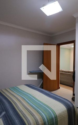 Casa à venda com 195m², 3 quartos e 3 vagasSuíte 1