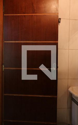 Casa à venda com 195m², 3 quartos e 3 vagasBanheiro da Suíte 2