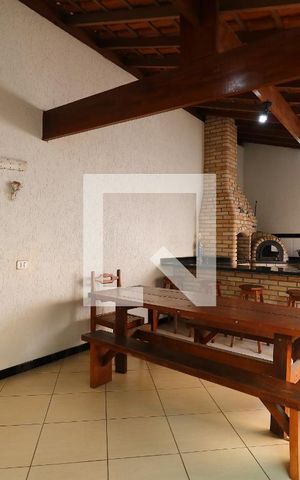 Casa à venda com 195m², 3 quartos e 3 vagasÁrea Social