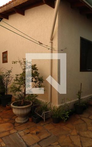 Casa à venda com 195m², 3 quartos e 3 vagasQuintal