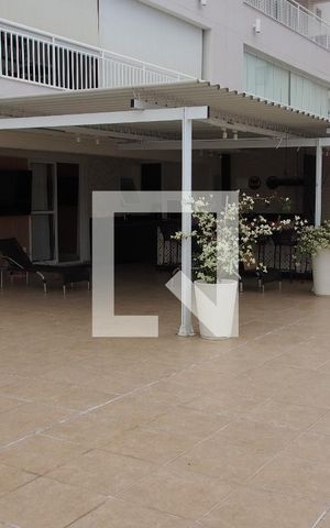 Apartamento à venda com 235m², 3 quartos e 2 vagasQuintal