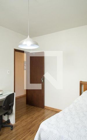 Casa à venda com 180m², 4 quartos e 2 vagas Casa à venda com 180m², 4 quartos e 2 vagasQuarto 1