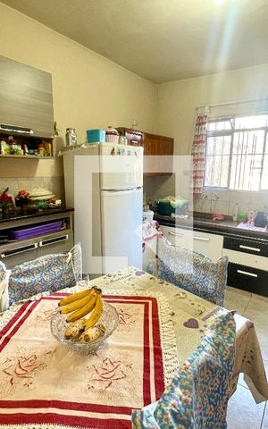 Casa à venda com 119m², 3 quartos e sem vaga Casa à venda com 119m², 3 quartos e sem vagaCozinha