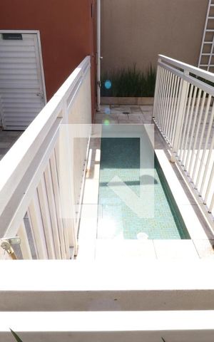 Apartamento à venda com 35m², 1 quarto e sem vagaÁrea comum - Piscina