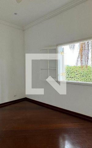 Casa de condomínio à venda com 1250m², 6 quartos e 5 vagasSuíte 5