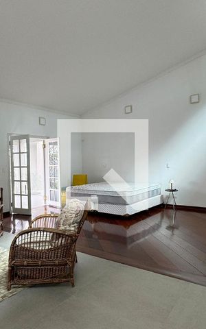Casa de condomínio à venda com 1250m², 6 quartos e 5 vagasSuíte master