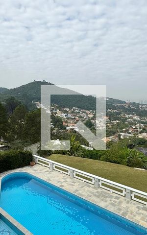 Casa de condomínio à venda com 1250m², 6 quartos e 5 vagasvista da Suíte master