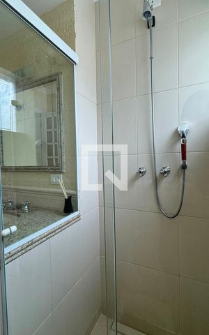 Casa de condomínio à venda com 1250m², 6 quartos e 5 vagasbanheiro da Suíte master