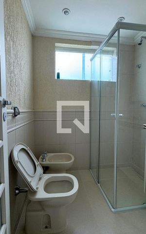 Casa de condomínio à venda com 1250m², 6 quartos e 5 vagasBanheiro da Suíte 4