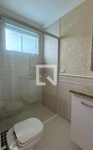 Casa de condomínio à venda com 1250m², 6 quartos e 5 vagasBanheiro da Suíte 1