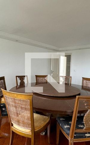 Casa de condomínio à venda com 1250m², 6 quartos e 5 vagasSala de Jantar