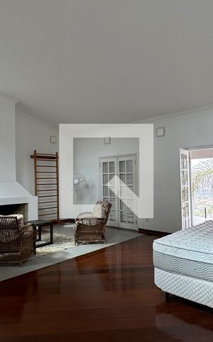 Casa de condomínio à venda com 1250m², 6 quartos e 5 vagasSuíte master