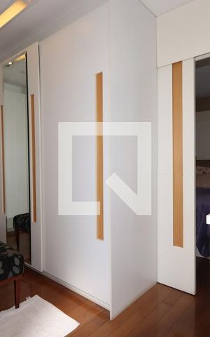 Casa à venda com 380m², 3 quartos e 6 vagasCloset da Suíte Master