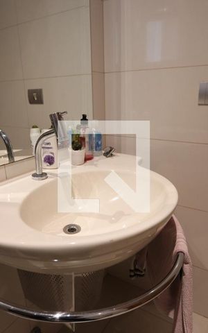 Casa à venda com 380m², 3 quartos e 6 vagasBanheiro da Área de Lazer
