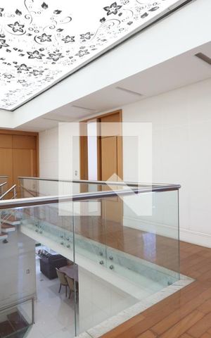 Casa à venda com 380m², 3 quartos e 6 vagasHall das Suítes