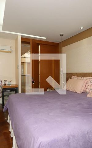 Casa à venda com 380m², 3 quartos e 6 vagasSuíte Master