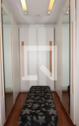 Casa à venda com 380m², 3 quartos e 6 vagasCloset da Suíte Master