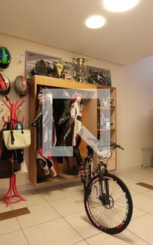 Casa à venda com 380m², 3 quartos e 6 vagasGaragem