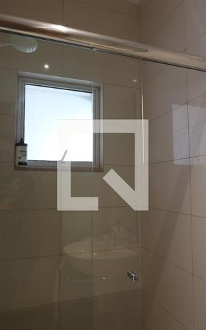 Casa à venda com 380m², 3 quartos e 6 vagasBanheiro da Área de Lazer