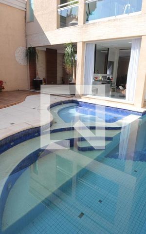 Casa à venda com 380m², 3 quartos e 6 vagasÁrea de Lazer