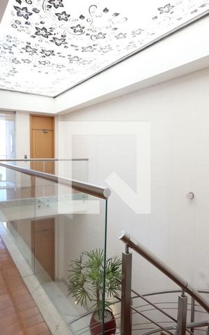 Casa à venda com 380m², 3 quartos e 6 vagasHall das Suítes