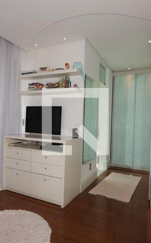 Casa à venda com 380m², 3 quartos e 6 vagasSuíte 2