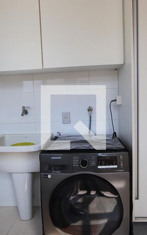 Casa à venda com 380m², 3 quartos e 6 vagasLavanderia