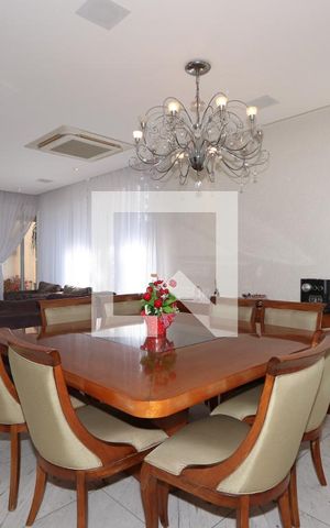 Casa à venda com 380m², 3 quartos e 6 vagasSala de Jantar