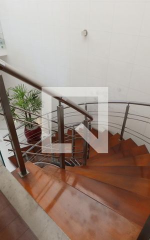 Casa à venda com 380m², 3 quartos e 6 vagasHall das Suítes