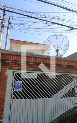 Casa para alugar com 121m², 3 quartos e 2 vagasFachada
