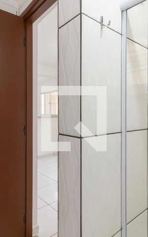 Apartamento para alugar com 56m², 2 quartos e sem vagaBanheiro