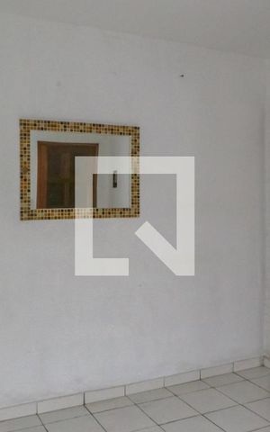 Casa para alugar com 100m², 2 quartos e sem vagaSala