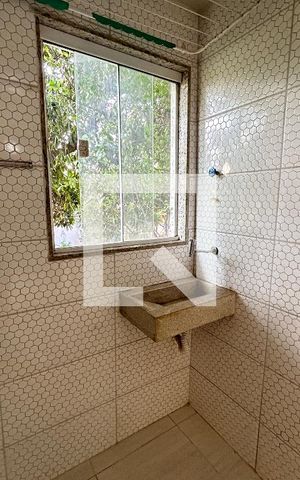 Casa para alugar com 50m², 2 quartos e 1 vagaÁrea de Serviço