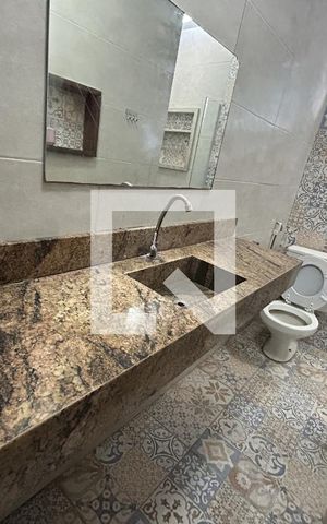 Casa para alugar com 50m², 2 quartos e 1 vagaBanheiro