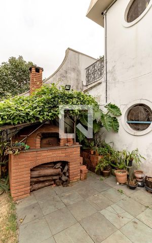 Casa para alugar com 440m², 3 quartos e 10 vagas Casa para alugar com 440m², 3 quartos e 10 vagasQuintal