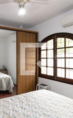 Casa para alugar com 440m², 3 quartos e 10 vagas Casa para alugar com 440m², 3 quartos e 10 vagasQuarto 2