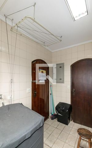 Casa para alugar com 440m², 3 quartos e 10 vagas Casa para alugar com 440m², 3 quartos e 10 vagasÁrea de Serviço