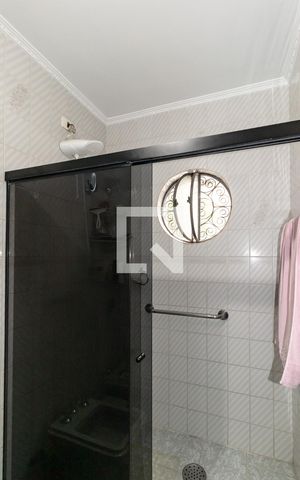 Casa para alugar com 440m², 3 quartos e 10 vagas Casa para alugar com 440m², 3 quartos e 10 vagasBanheiro Social