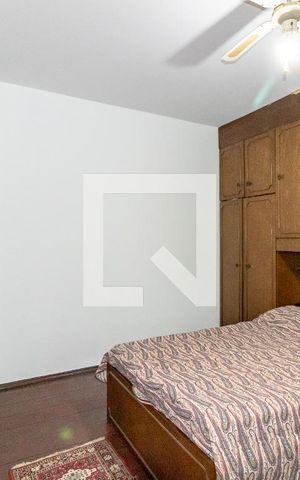 Casa para alugar com 440m², 3 quartos e 10 vagas Casa para alugar com 440m², 3 quartos e 10 vagasQuarto 1