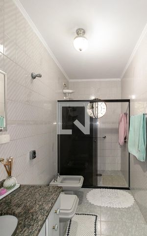 Casa para alugar com 440m², 3 quartos e 10 vagas Casa para alugar com 440m², 3 quartos e 10 vagasBanheiro Social