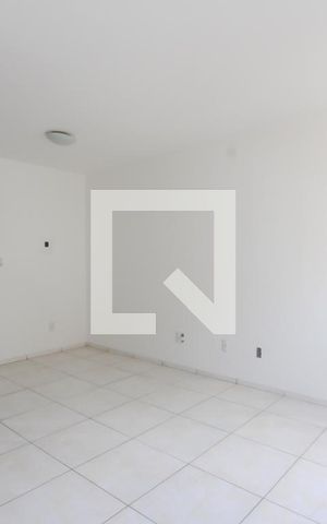 Studio à venda com 30m², 1 quarto e sem vaga Studio à venda com 30m², 1 quarto e sem vagaSala/Quarto