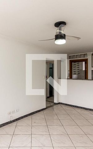 Apartamento à venda com 65m², 1 quarto e sem vaga Apartamento à venda com 65m², 1 quarto e sem vagaSala