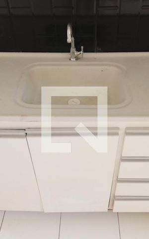 Apartamento para alugar com 44m², 2 quartos e 1 vagaCozinha e Área de Serviço