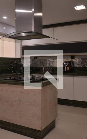 Casa à venda com 411m², 4 quartos e 6 vagasCozinha