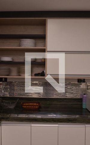 Casa à venda com 411m², 4 quartos e 6 vagasCozinha