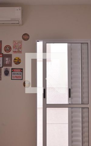 Casa à venda com 411m², 4 quartos e 6 vagasQuarto 02