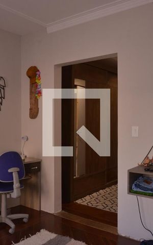 Casa à venda com 411m², 4 quartos e 6 vagasQuarto 02