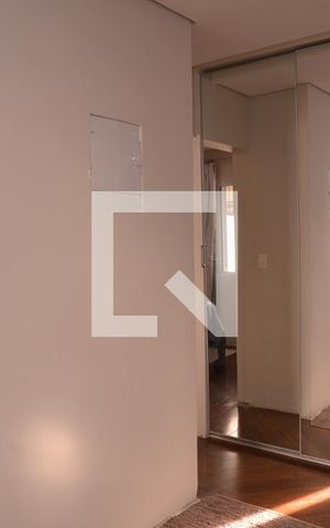 Casa à venda com 411m², 4 quartos e 6 vagasQuarto 04